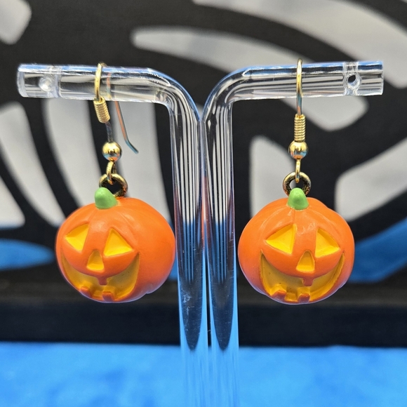Hallmark Vintage Jack-O-Lantern Gold Hook Earrings - Picture 2 of 4